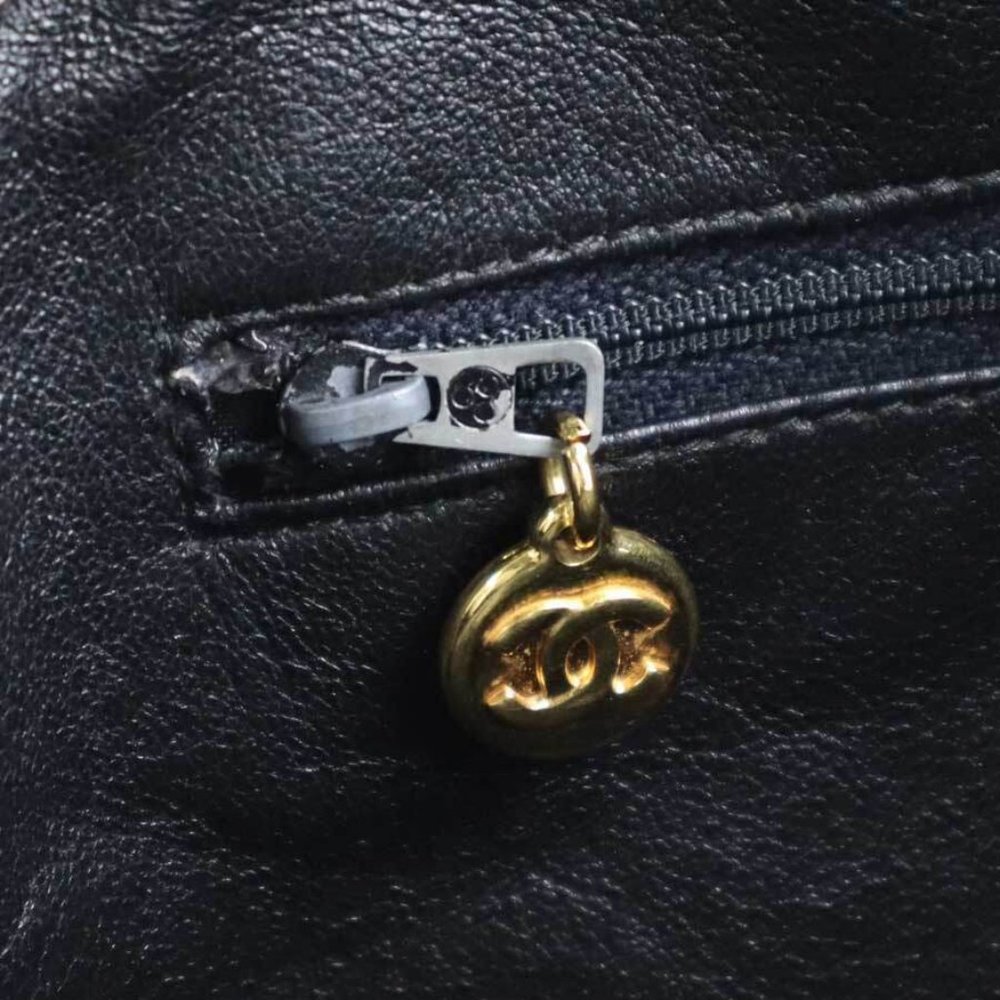 Auth CHANEL Triple CC Logo Crossbody Shoulder Bag Black Leather/Goldtone - Picture 3 of 13